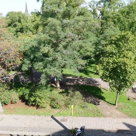 Casacolombia Traumhafte Neustadt-wohnung Am Park Apartman *